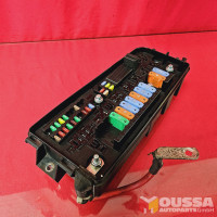 Fuse box fuse holder