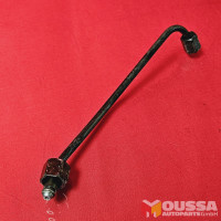 fuel feed pipe