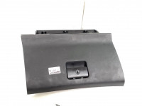 glove box with lid