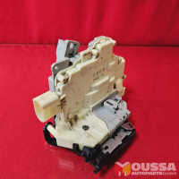 Door lock mechanism