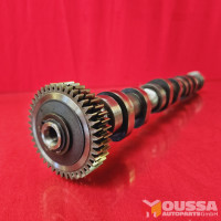 Exhaust camshaft outlet