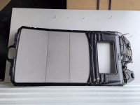Sunroof frame with blinds 