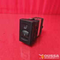 Seat heater regulator switch