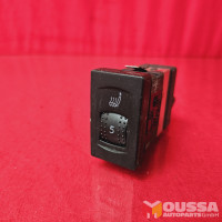 Seat heater regulator switch