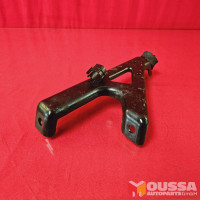 Engine rack mount bracket