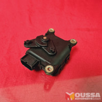 Heater flap positioning motor