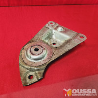 Engine suspension
