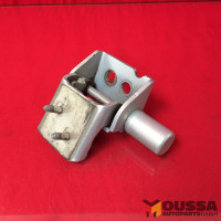 Door hinge
