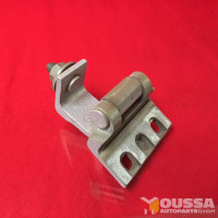 Door hinge
