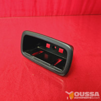 Door handle bezel