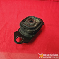 Engine mount transmission carrier