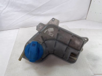 Coolant expansion header tank