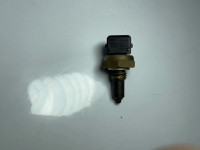 Coolant, oil temperature sensor