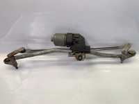 Wiper motor with linkage