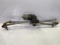 Wiper motor with linkage