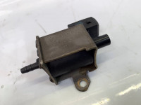 Vacuum solenoid valve