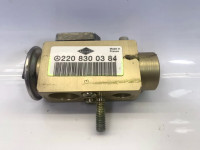 Evaporator valve