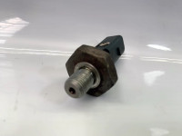 Engine oil pressure sensor