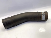 Oil filling breather pipe