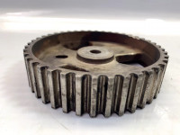 Engine camshaft gear