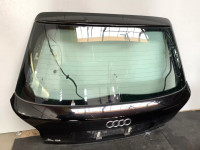 Tailgate trunk boot lid hinten