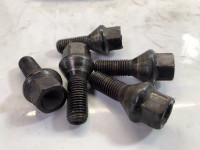 Set of 5 wheel rim screw bolt