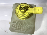 Brake fluid reservoir and cap