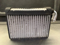 Air conditioning evaporator