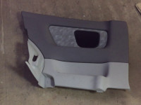 Quarter panel interior trim