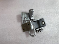 Door hinge