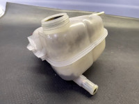 Radiator coolant tank