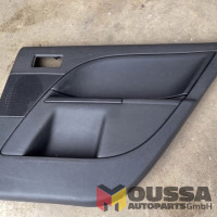 Door trim panel