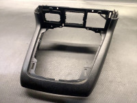 Center console bezel trim