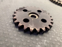 Oil pump chain sprocket