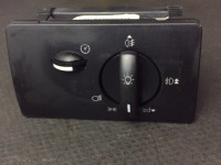 Fog light/Headlight Switch