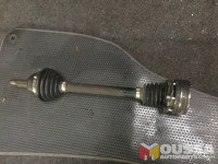 Manual gearbox driveshaft