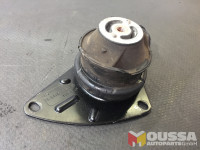 Engine transmission mount