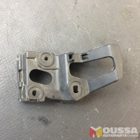 Fender holder guide bracket