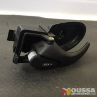 Door handle door lock opener