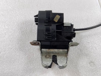 Lid lock