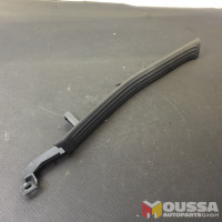 Door seal door panel trim sill