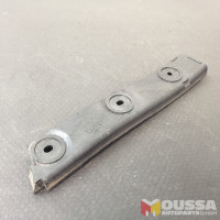 Bumper bracket fender holder