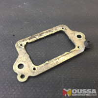 Coil mounting plate