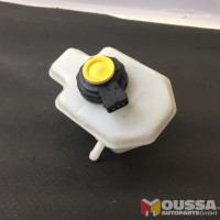 Brake fluid reservoir