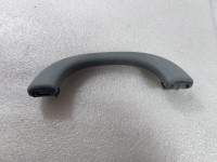 Grab handle front