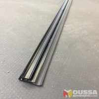 Door weatherstrip seal