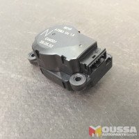 Heater flap motor