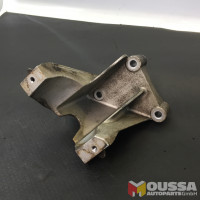 Engine bracket gearbox mount