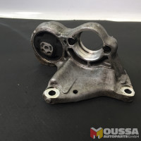 Bearing engine mount