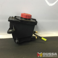 Steering pump oil reservoir 